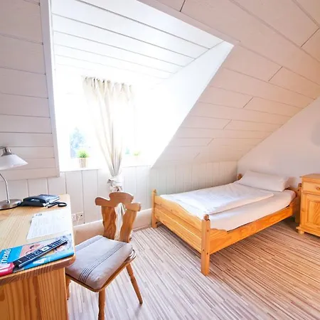 Am Stadion 2* دوسبرغ