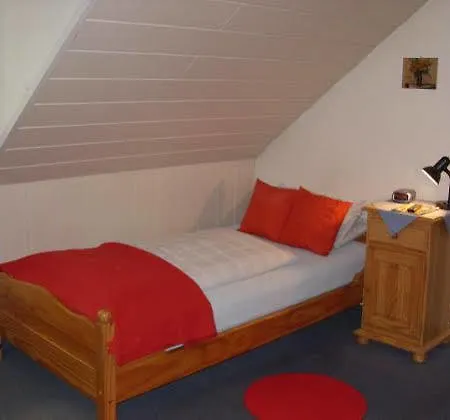 Hotel Am Stadion 2*