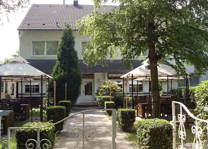 Am Stadion 호텔 2*